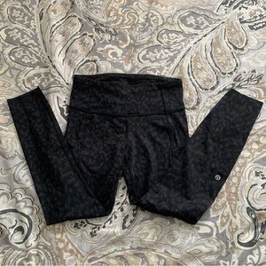 Fast and Free High-Rise Tight 25”